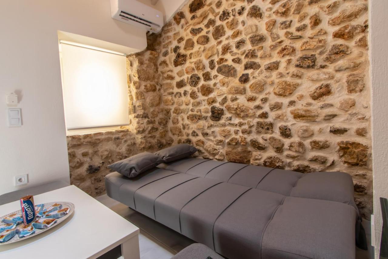Stone House Appartement Mantouki Buitenkant foto