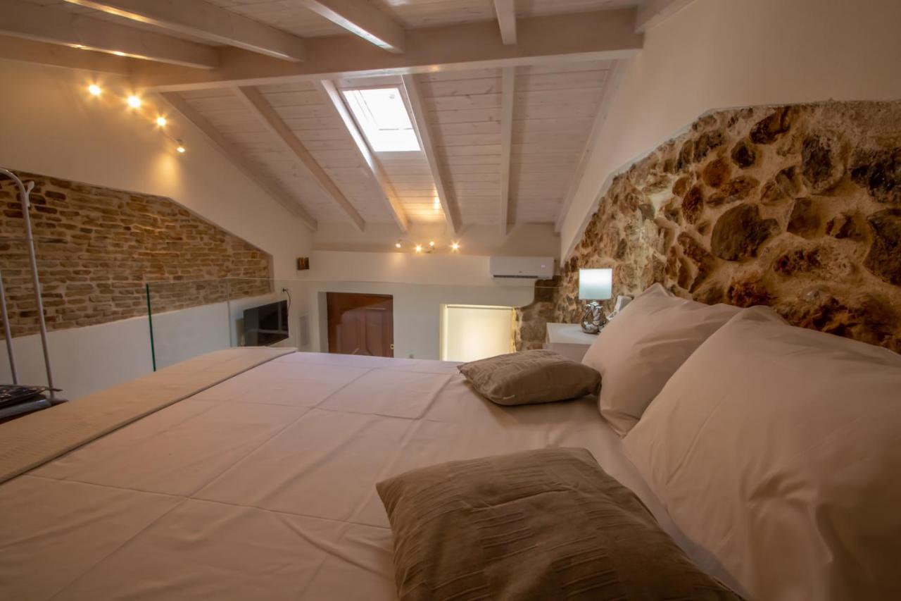 Stone House Appartement Mantouki Buitenkant foto